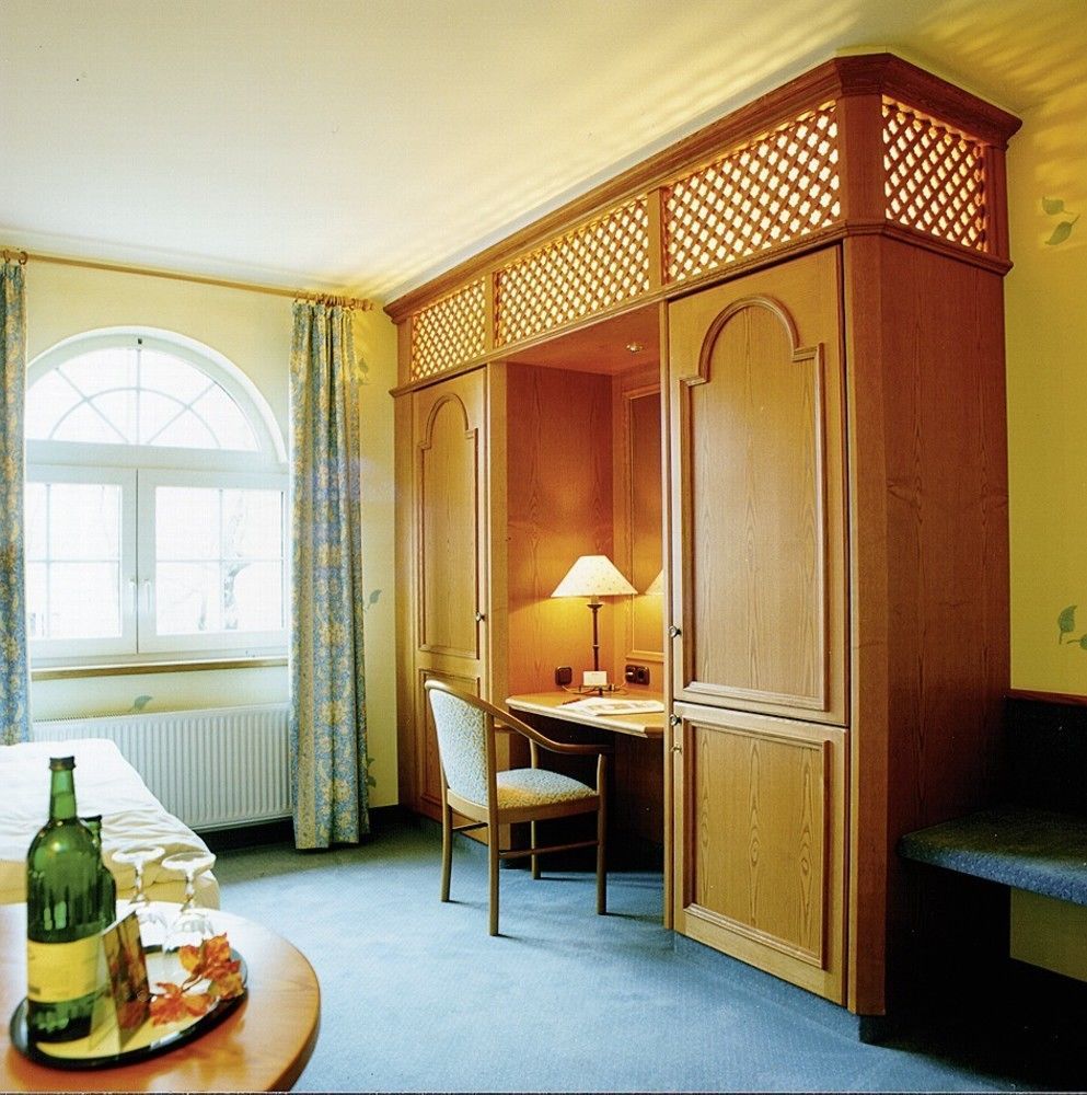 Hotel Spanischer Hof Groeditz Bagian luar foto